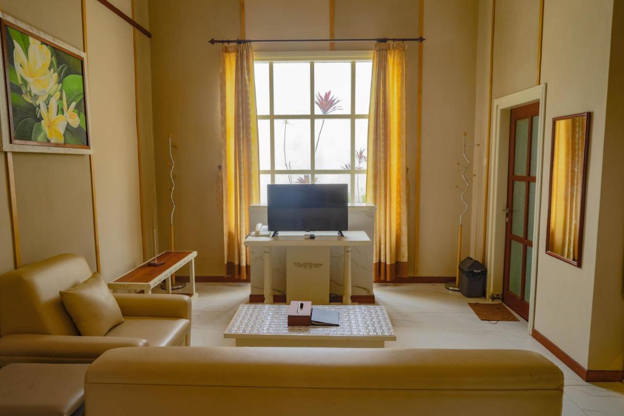 Family Hotel Gradia 1 Batu  Luaran gambar